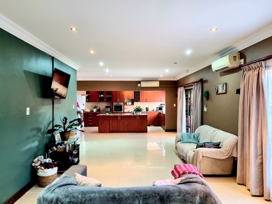 3 Bedroom Property for Sale in Hillcrest Northern Cape